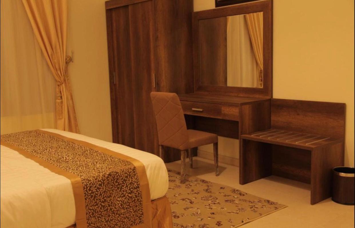 قصر رهوان للوحدات الفندقية - Rahwan Palace Hotel Units Baljurashi Extérieur photo