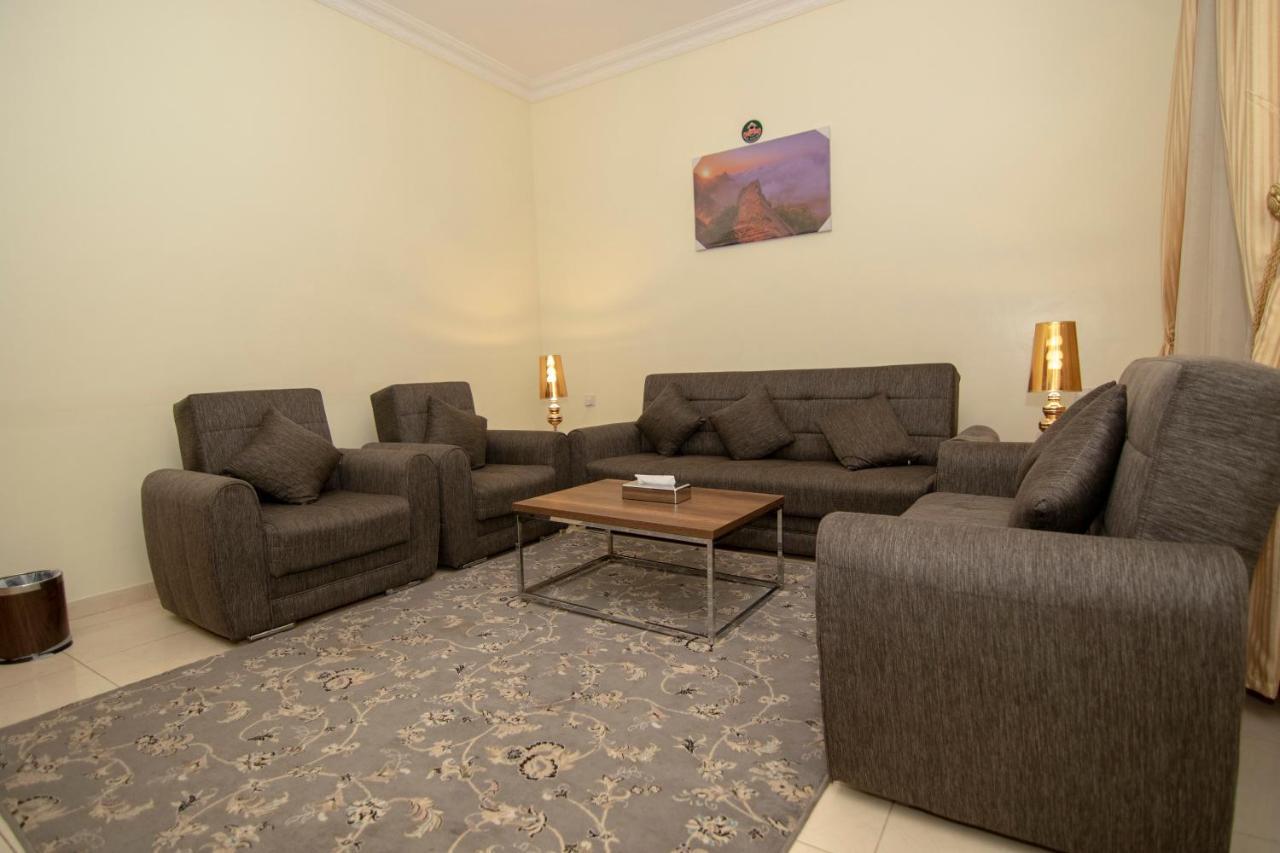 قصر رهوان للوحدات الفندقية - Rahwan Palace Hotel Units Baljurashi Extérieur photo
